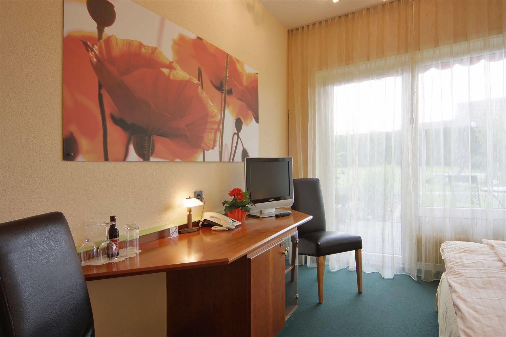 ברמאטינגן Hotel Buchberg Garni מראה חיצוני תמונה